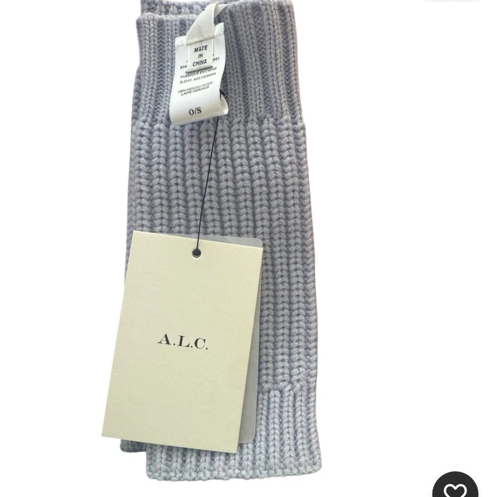 A.L.C. RIO light blue periwinkle 100% merino Wool knit fingerless gloves NWT